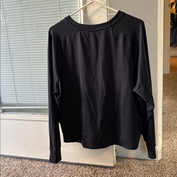 Vuori Long-Sleeve Halo Crew Midnight Heather Large - Picture 7 of 7